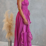 Vestido maxi de cuello halter con cintura entallada y volantes