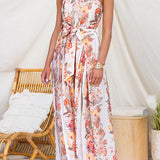 Vestido sin tirantes de estampado floral con lazo en la cintura y abertura en la pierna, de pierna ancha