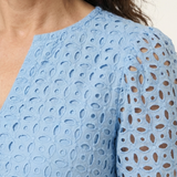 Brielle™ | Vestido midi en capas con escote en V y mangas cortas