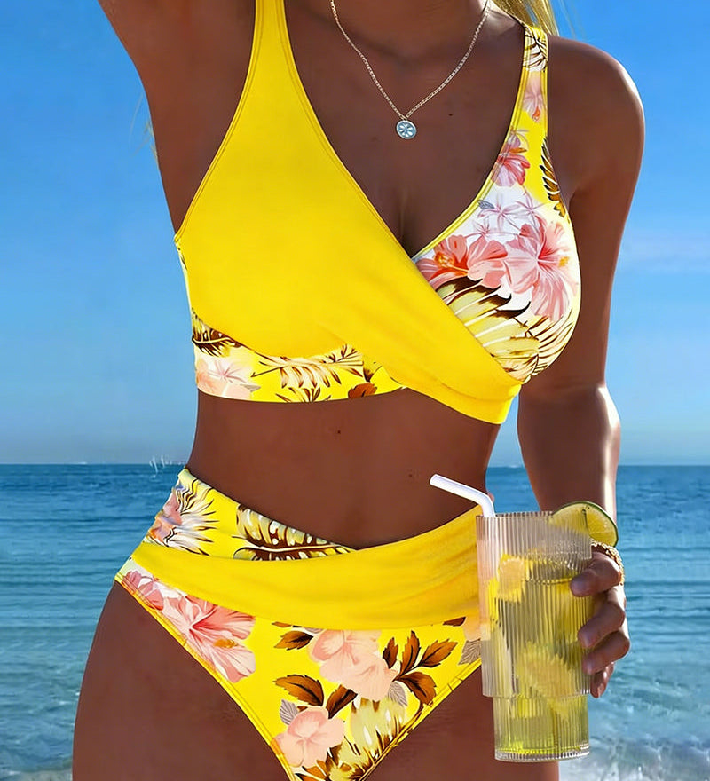 Jolina™ | Bikini de dos piezas con estampado floral y contraste