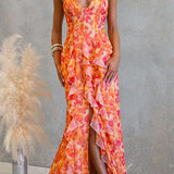 Vestido maxi tipo cami con espalda descubierta, recortes, estampado floral, volante y abertura lateral