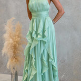 Vestido maxi con escote halter y volantes de caída fluida