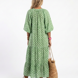 Apolline™ | Vestido midi estampado de manga tres cuartos con escote en V
