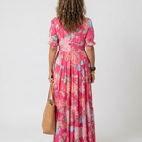 Ione™ | Vestido midi de manga corta con escote en V y estampado floral