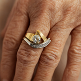 Anillo vintage irregular en oro y plata con zircón