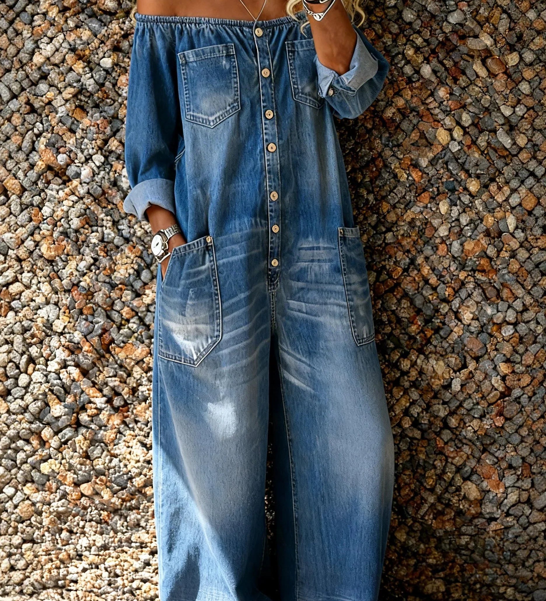 Noa™ | Mono de denim con escote de hombro descubierto