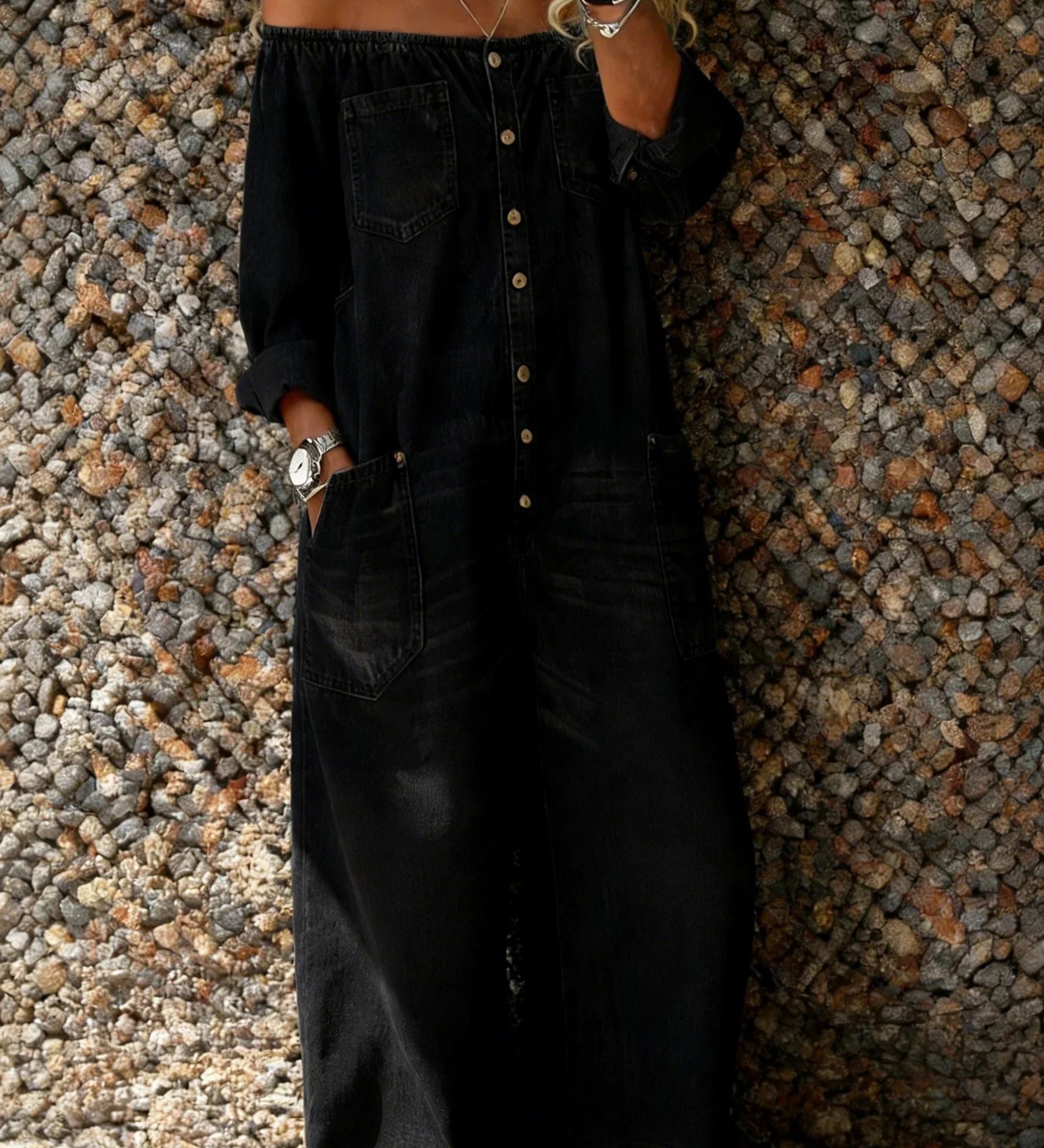 Noa™ | Mono de denim con escote de hombro descubierto